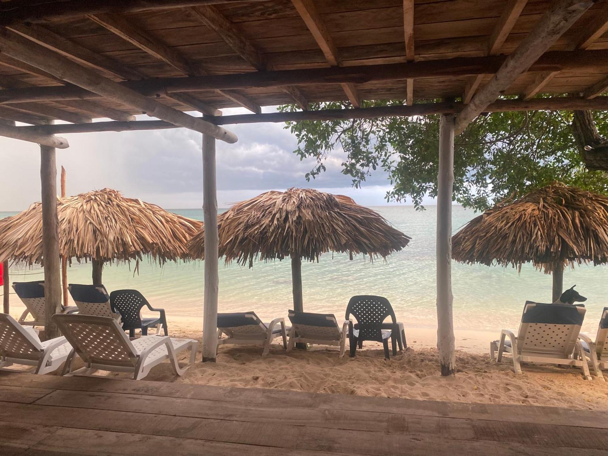 Posada Shekinah Baru Playa Blanca Exteriör bild