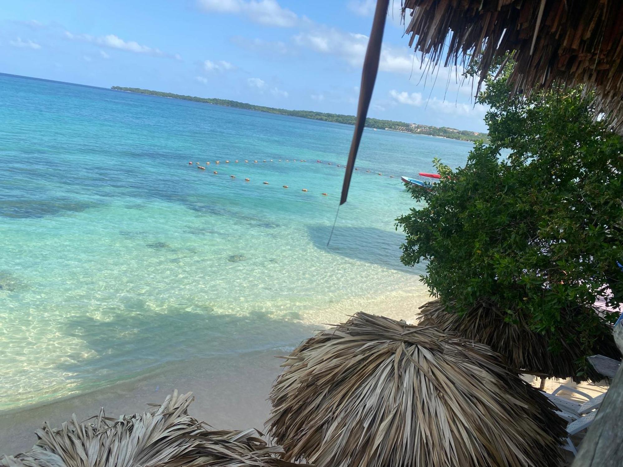 Posada Shekinah Baru Playa Blanca Exteriör bild