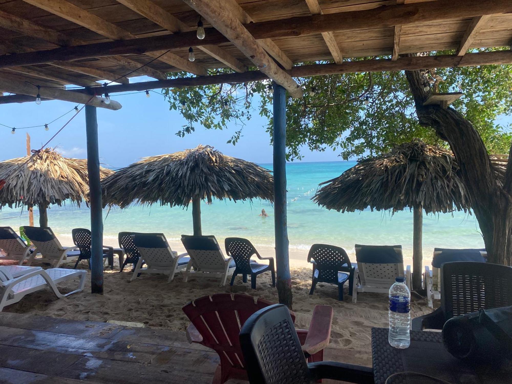 Posada Shekinah Baru Playa Blanca Exteriör bild