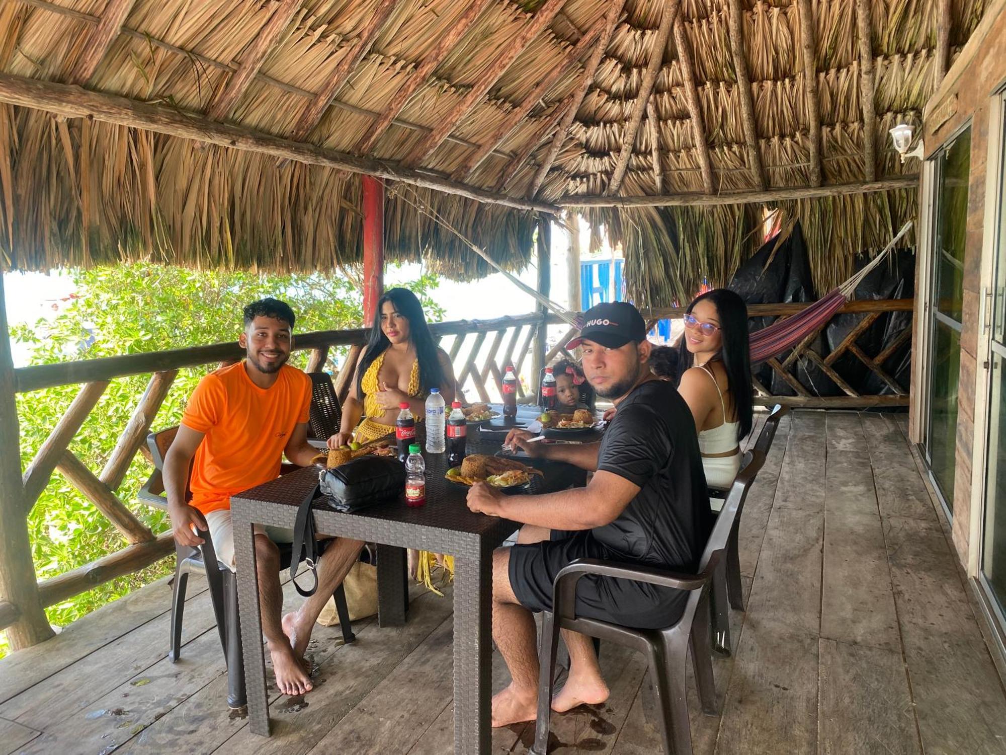 Posada Shekinah Baru Playa Blanca Exteriör bild